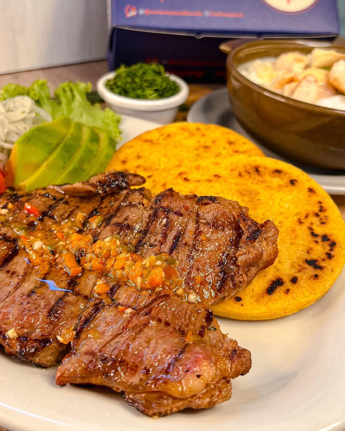 Parrilladas en Carbón & Más, Floridablanca